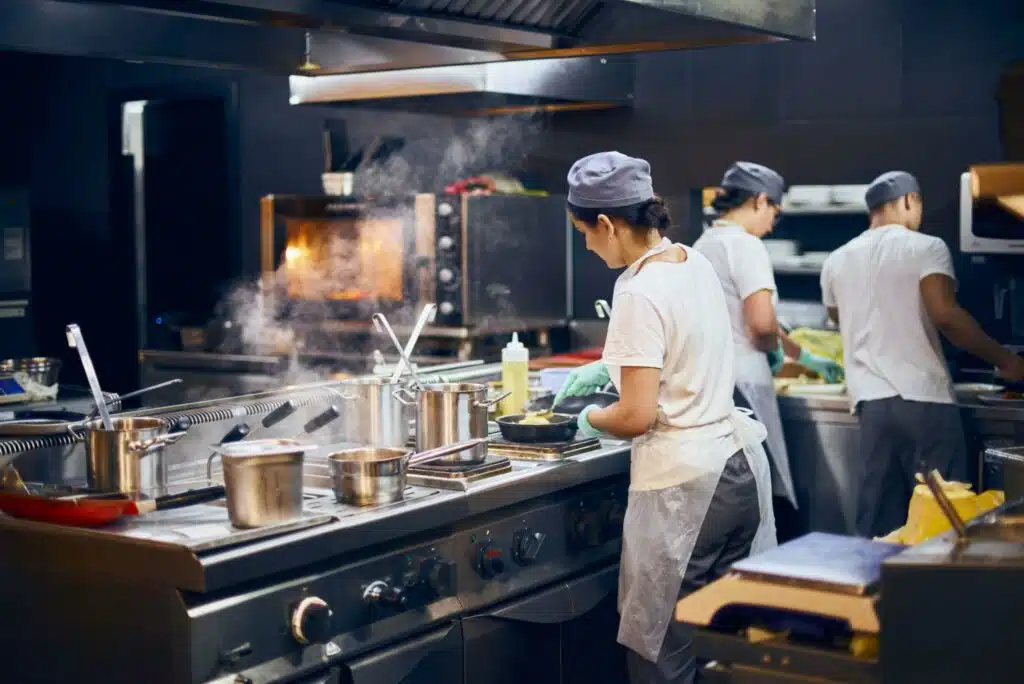 should restaurants still believe in ghost kitchens